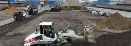 Baustoff-Recycling im Neusser Hafen