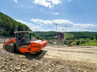 Hamm-Walzenzüge mit App-Unterstützung in anspruchsvollem Baufeld