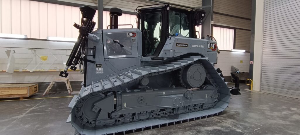 Graue Jubiläumsedition zur Bauma Zeppelin Baumaschinen, Caterpillar, D6 XE