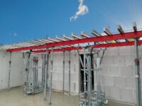 Klappmax-Schalbox von Mayer optimiert die Baustellenlogistik
