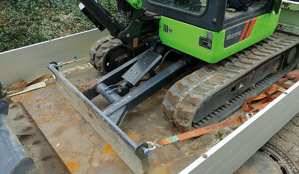 Liugong, Akkubagger 9027FE, Bömer