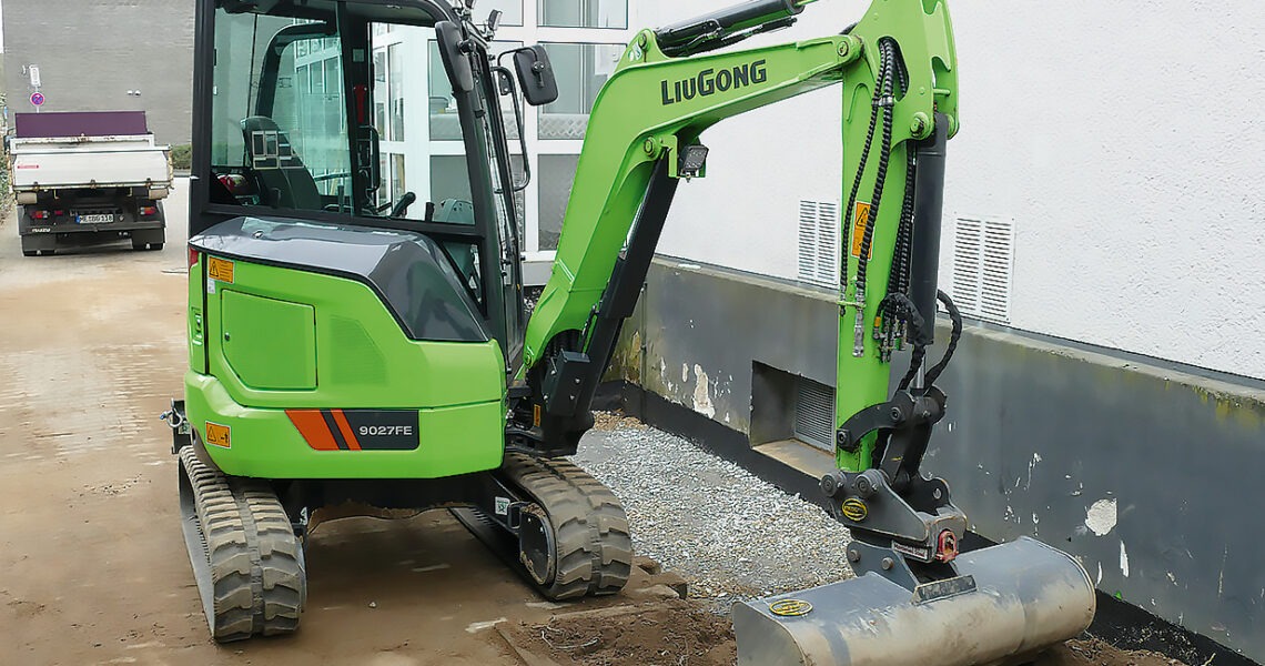Liugong, Akkubagger 9027FE, Bömer