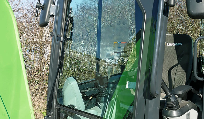 Liugong, Akkubagger 9027FE, Bömer