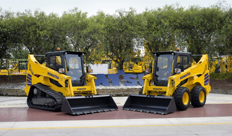 7,5-t-Mobilbagger sowie Kompaktlader auf Reifen und Raupen von Komatsu