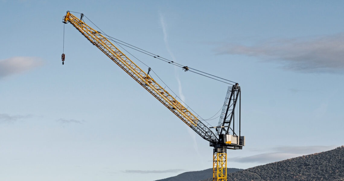 Erweiterter Liebherr 620 HC-L für schnelleres Bauen Liebherr, Verstellauslegerkran 620 HC-L