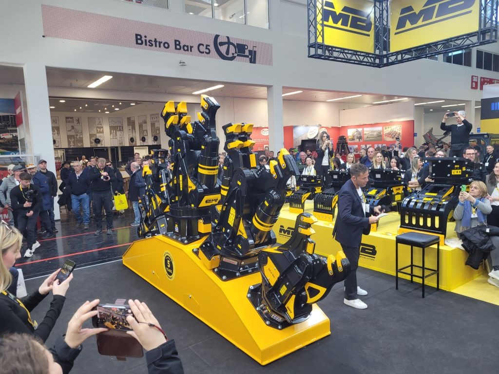 Für große und kleine Maschinen MB Crusher