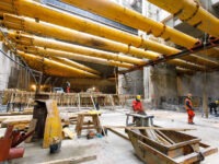 Verbaulösungen von Vp Groundforce sichern tiefe Baugrube
