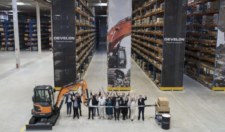 Develon eröffnet neues Ersatzteilvertriebszentrum in Belgien