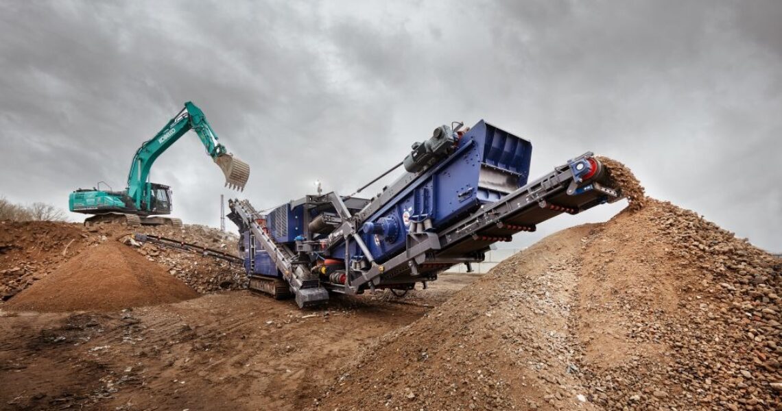 Markteinführung der neuen Brechanlage Dynarox I-120 Christophel, Hazemag