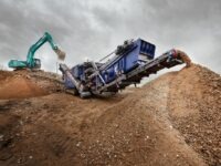 Markteinführung der neuen Brechanlage Dynarox I-120