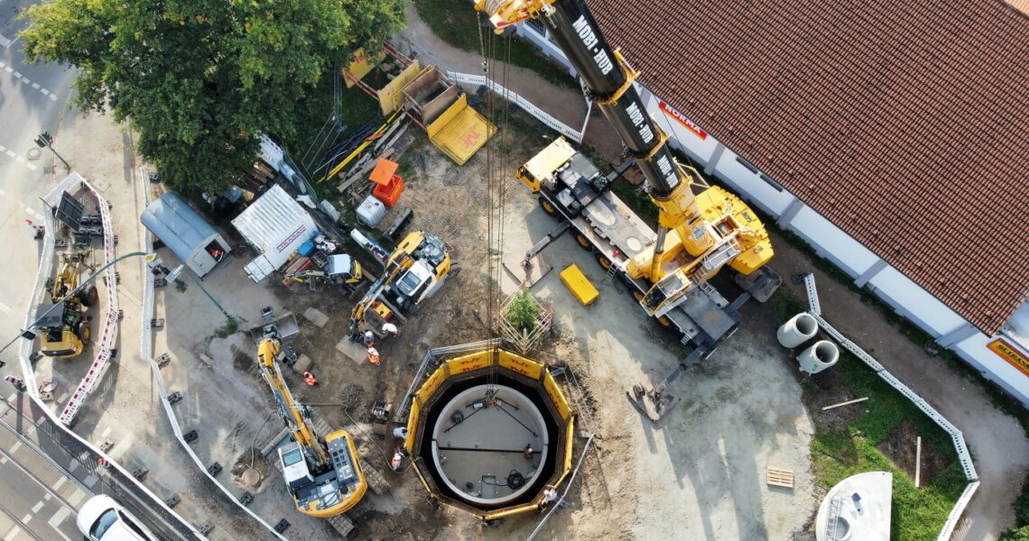 Rundverbau mit Trägerbohlwand und TWF-Gleitschienenplatten TWF Tiefbautechnik