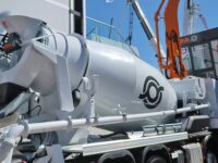 Neuling mit 35-m-Karbonmast