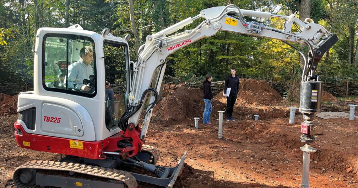 Mit Digga-Bohrgeräten schnell und günstig zu betonfreien Fundamenten Bautec Machinery