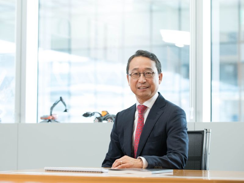 Baumaschinenunternehmen fusionieren für globale Expansion HD Construction Equipment