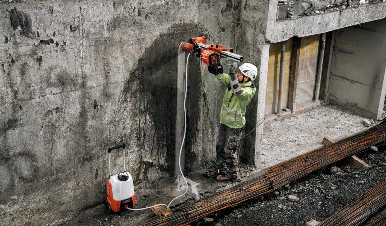 DD 150-U-22 von Hilti durchbricht Beton und Ziegel