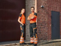 Shirts mit erhöhter Sichtbarkeit und UV-Schutz