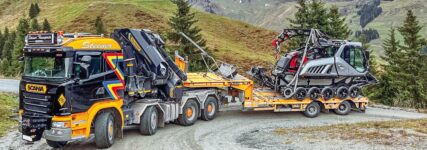 Steiner Transport & Technik setzt auf Tieflader von Faymonville und Max Trailer