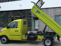 Meiller-Trigenius D202 als Allrounder für enge Räume