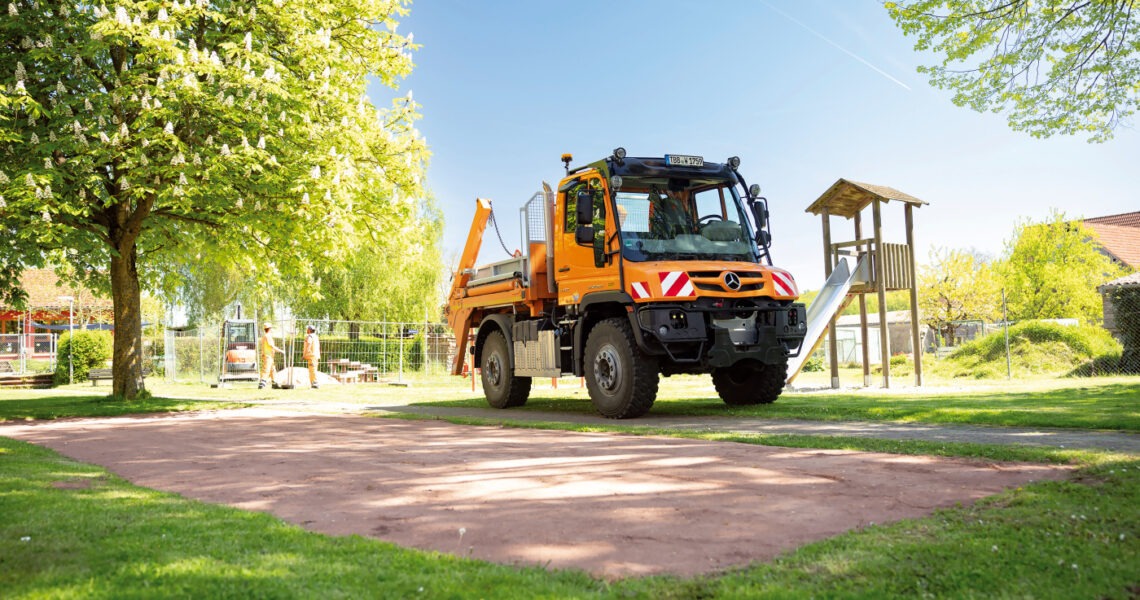 Bauhof Wertheim nutzt neuen Unimog U 327 saisonübergreifend Daimler Truck