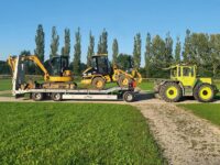 Flexibles Fahrzeug für Geltendorfer Galabauer Flexibles Fahrzeug für Geltendorfer Galabauer