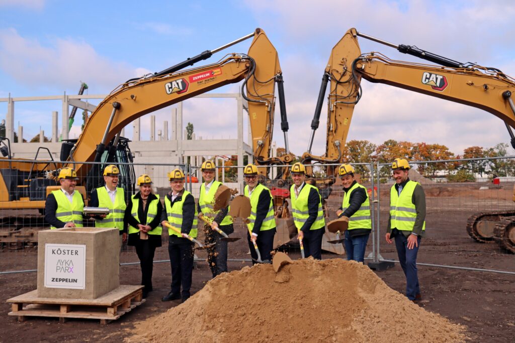 Neues Verteilzentrum für Ersatzteile entsteht in Köln Zeppelin Baumaschinen, Spatenstich Köln