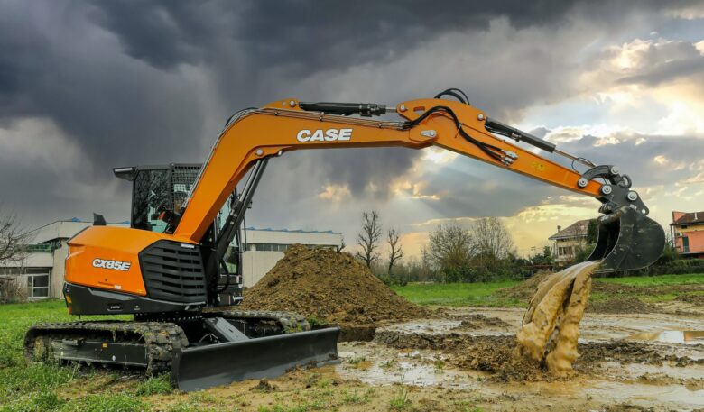 Case präsentiert neue Midi-Bagger der Evolution E-Serie