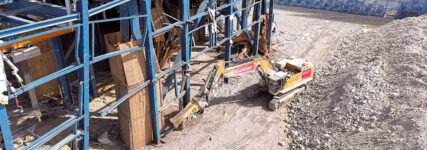 Premiere für Cat 395 mit Cat-Command-Steuerung