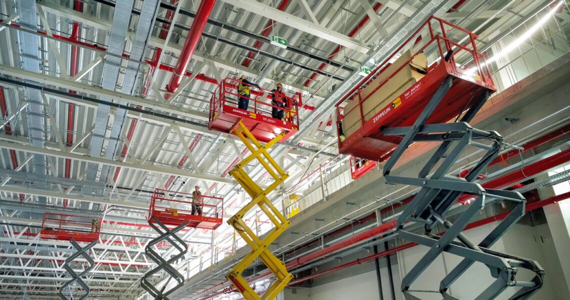 Zeppelin Rental managt Mietequipment für Rück- und Neubau Zeppelin Rental