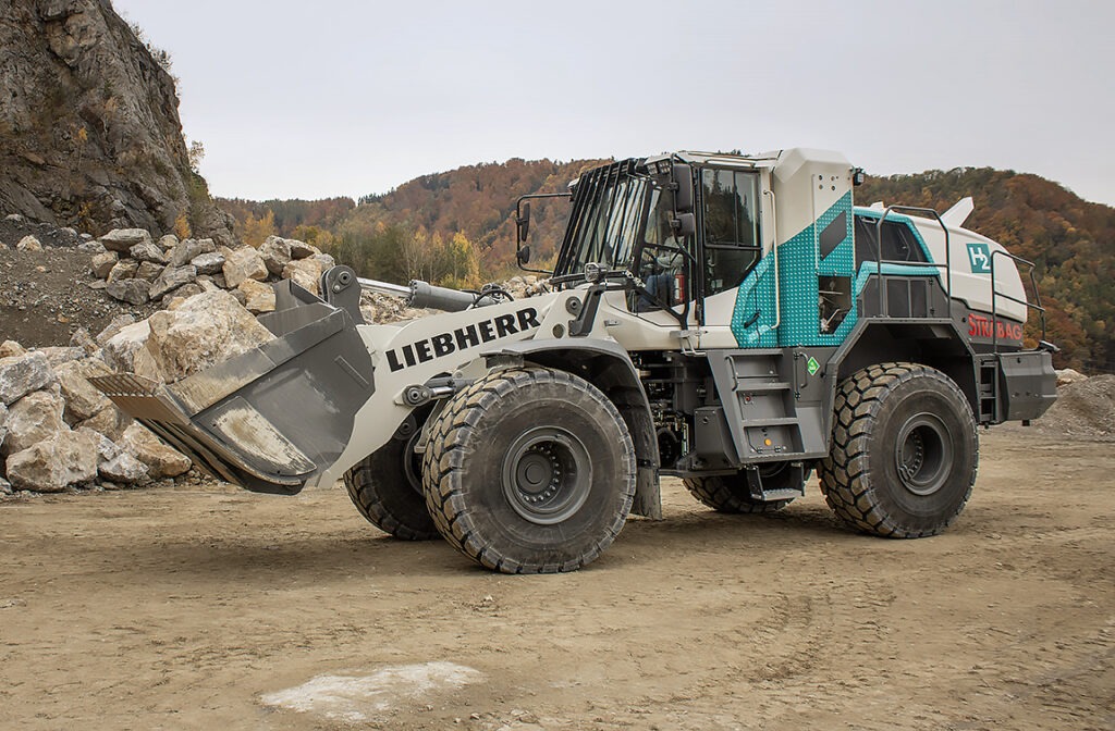 Strabag, Liebherr