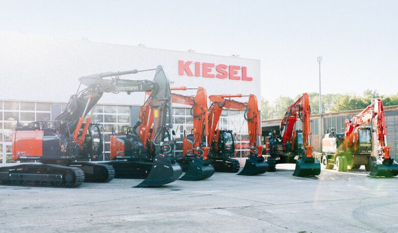 Fünf Hightech-Bagger für Dohrmann