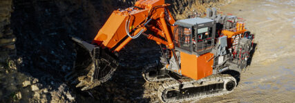 Erster ultra-großer Hitachi-Bagger EX2000-7 in Europa im Einsatz