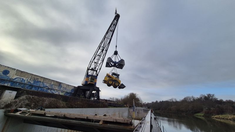 Kuhn Baumaschinen, Komatsu