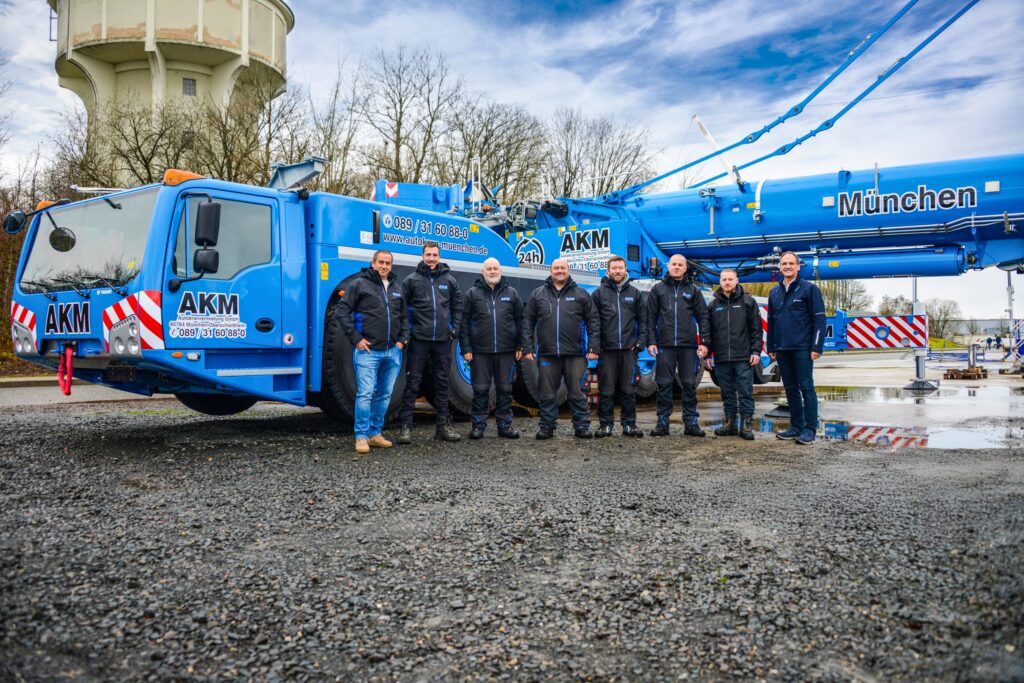 AKM Autokranvermietung investiert in einen neuen AC 7.450-1