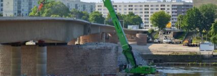 Sennebogen 870E Demolition bietet volle Power in der Höhe