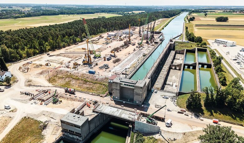 Baugrubenumschließung im Großformat am Main-Donau-Kanal