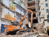 Develon DX245NHD erweist sich als Multitalent im Rückbau