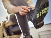 Baak hat den Frauenfuß im Fokus