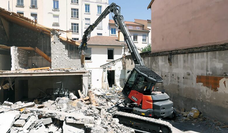 Spezialist für urbanen Abbruch