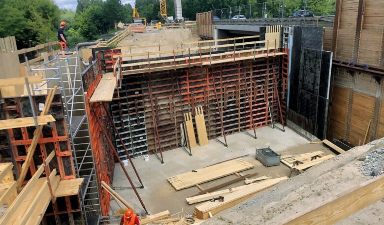 Schalung und Beton-Monitoring von Paschal überzeugen bei Infrastrukturprojekt