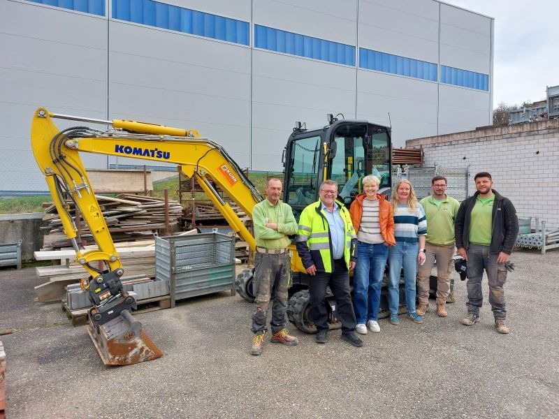 Komatsu, Kuhn Baumaschinen