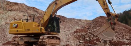 Ein Cat 350 im Hartsteineinsatz