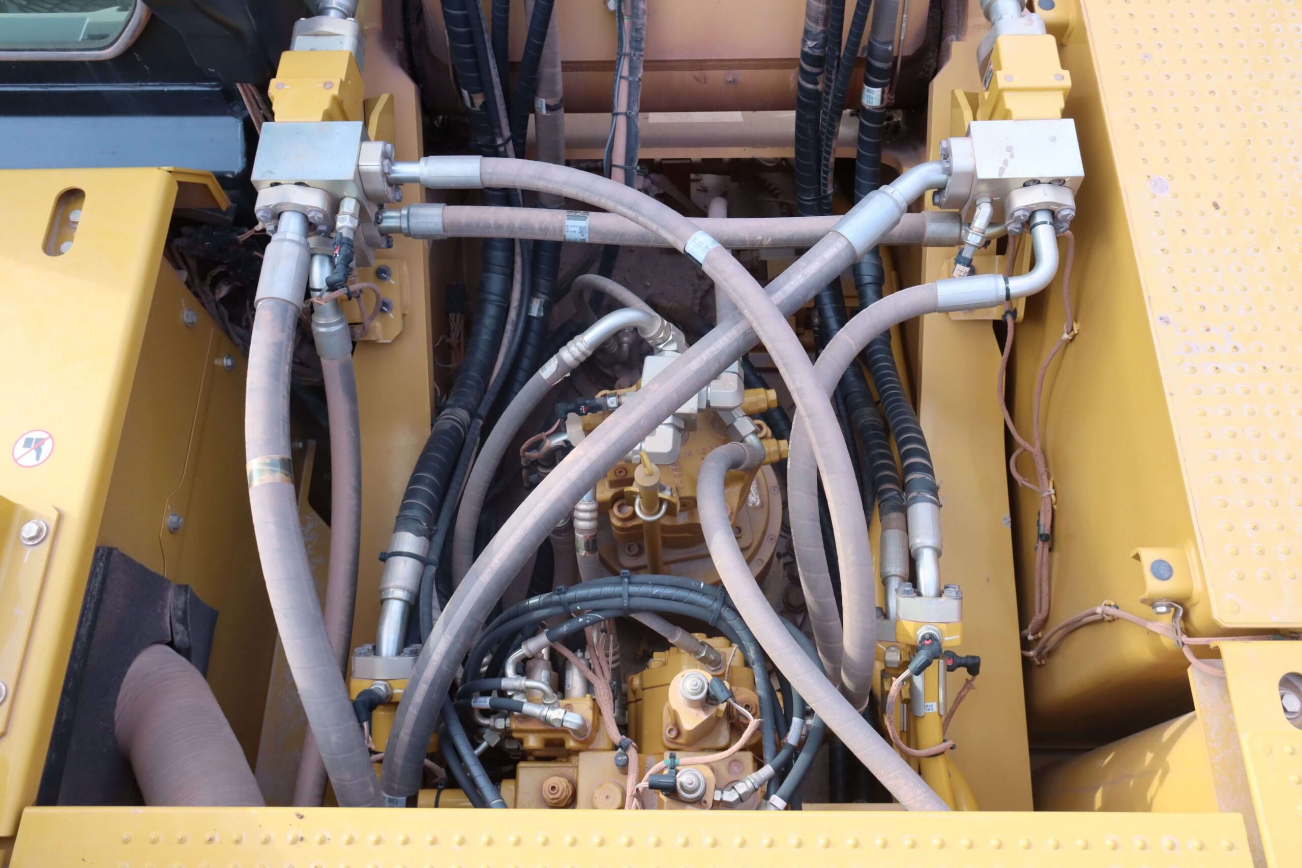 Zeppelin Baumaschinen, Caterpillar