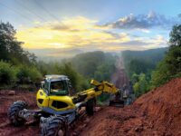 Menzi Muck M5x mit Seitenfahrmodus