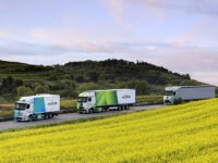 Mercedes-Benz Trucks zeigt aktuelles Lkw-Portfolio