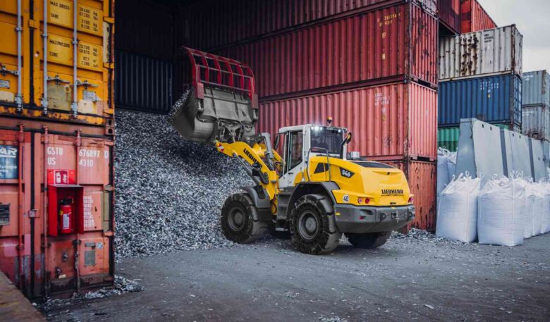 Weltpremiere der neuen Materialumschlagmaschinen