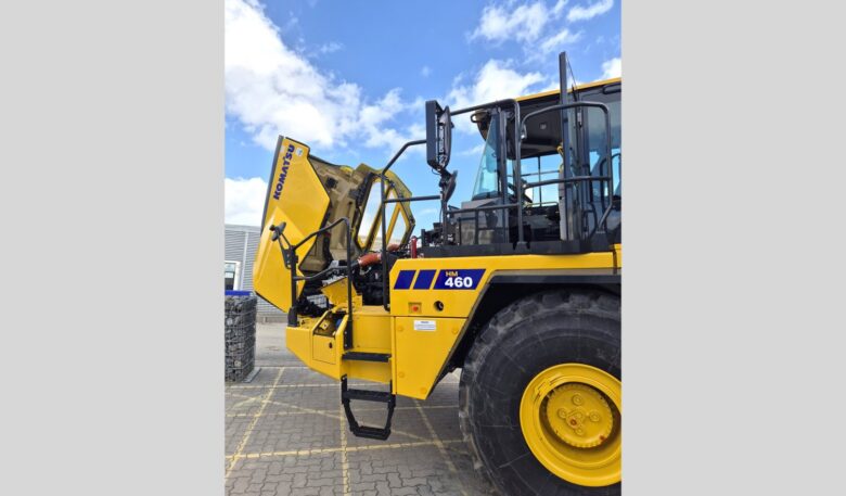 Komatsu