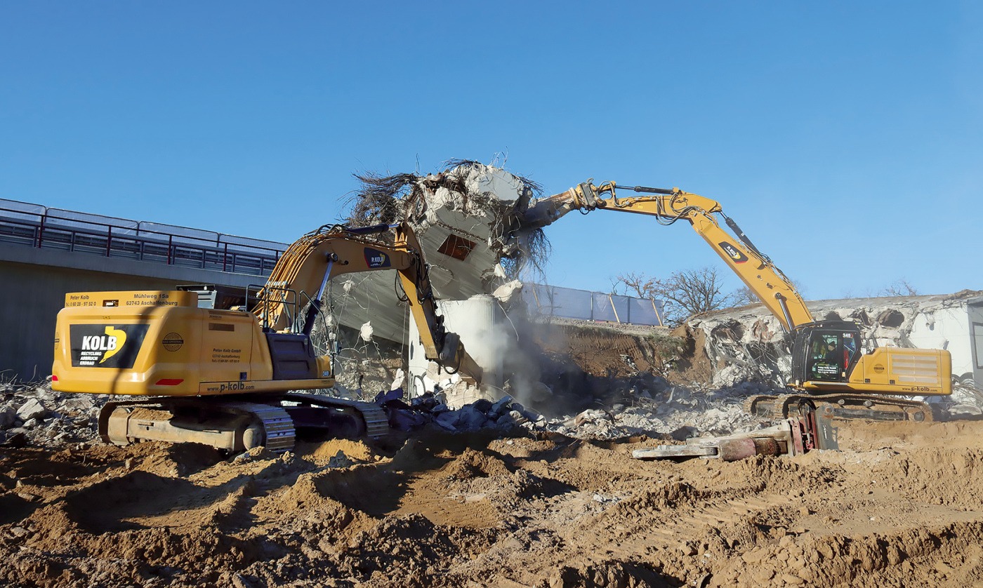 Zeppelin Baumaschinen, Caterpillar