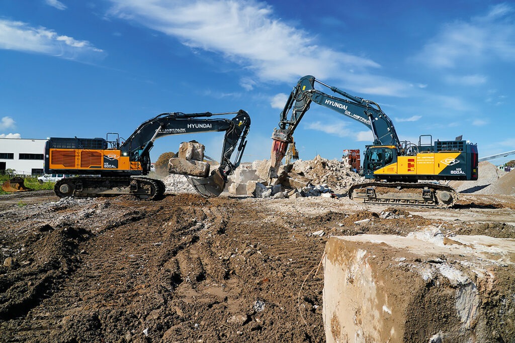 Hyundai-Großbagger von CR-Rental im Einsatz Hyundai