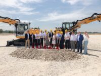 Spatenstich für neues Montagewerk in Nambsheim