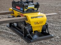 Bomag zeigt Elektroverdichter und neue Anbaugeräte